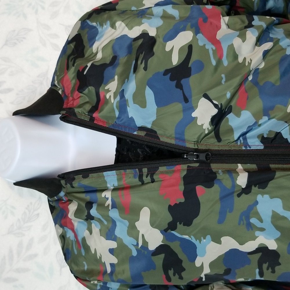 COVER GIRL REVERSABLE Jacket  Red and Colorful Camo  Size Small--Water Resistant